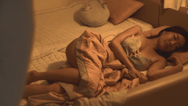 Em mình dây hoodie trắng - mlwydkyd.sbs