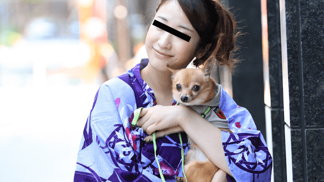 082423_01 - Người đẹp mặc yukata dắt chó đi dạo - mlwydkyd.sbs