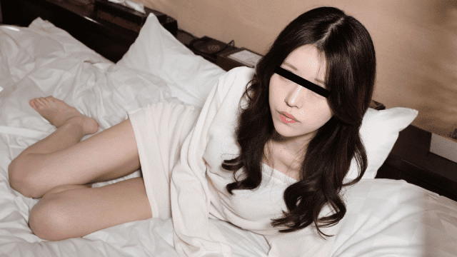 100524_01 - Em gái chân dài muốn làm người mẫu - mlwydkyd.sbs