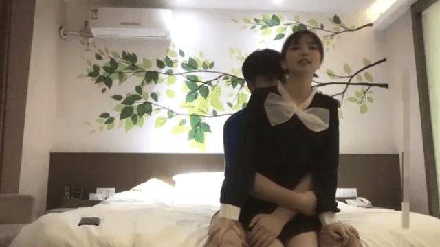 Một cô bé dễ thương với phong cách preppy - mlwydkyd.sbs