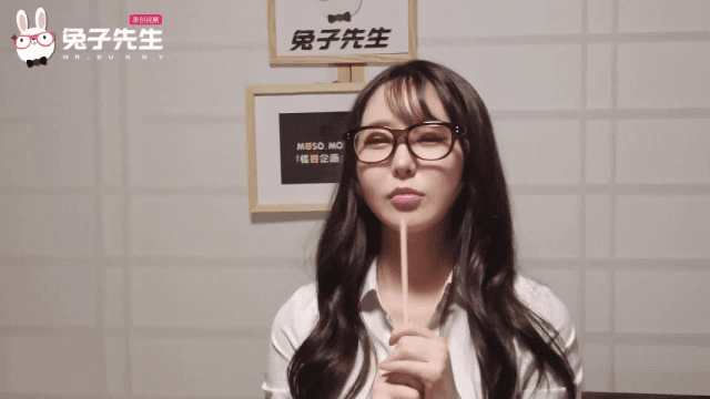 TZ100 - Hiếp dâm tập thể em gái hàng ngon đêm giao thừa - mlwydkyd.sbs